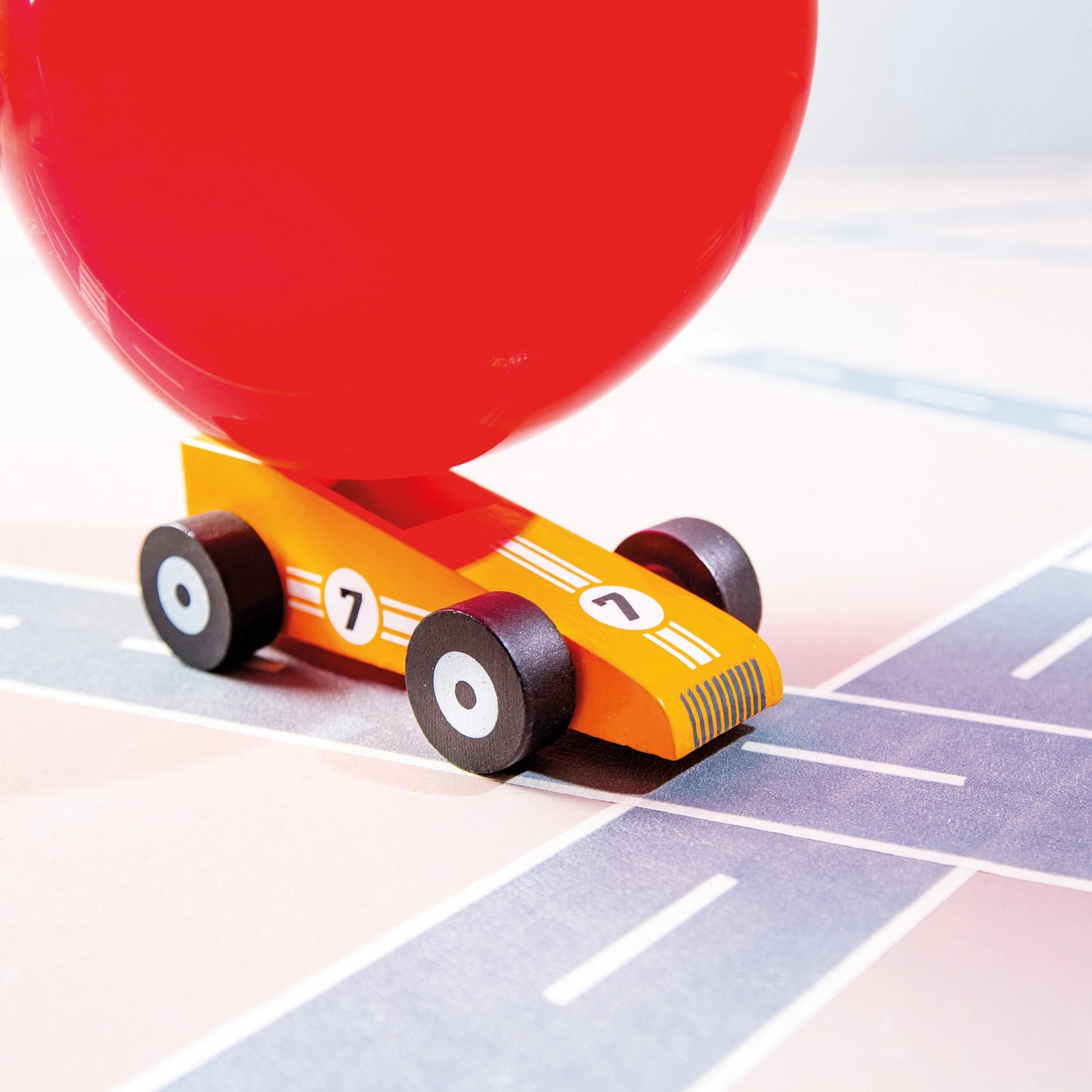 Rennauto aus Holz - Balloon Racer Orangestar - Bisschen Mehr