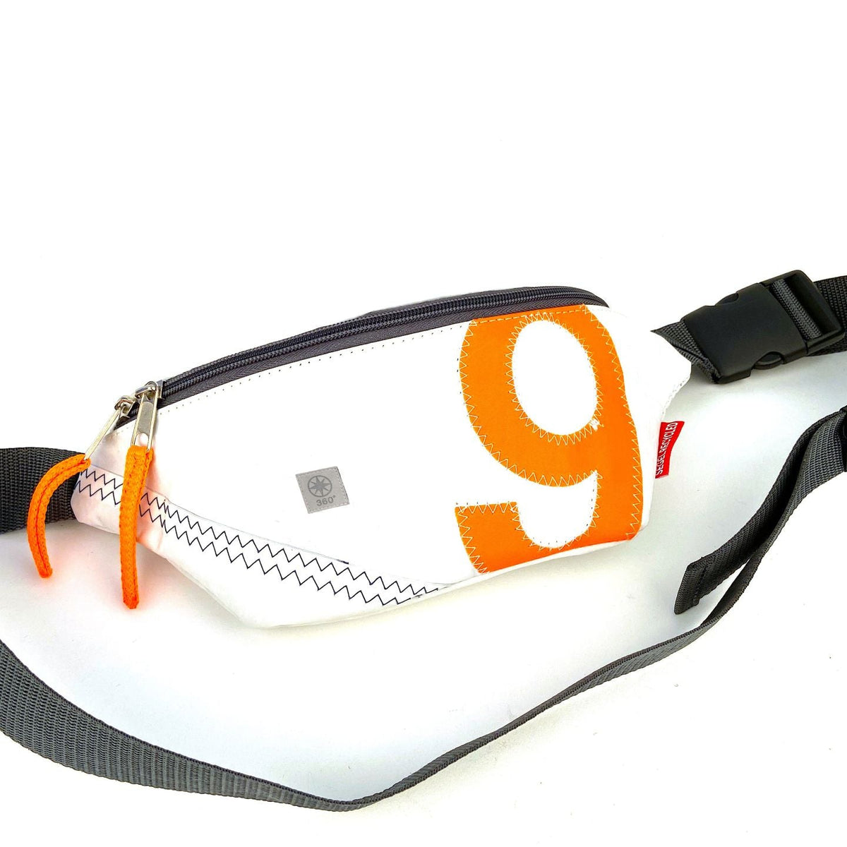 360° Gürteltasche „Knoten“ – Weiß / Orange