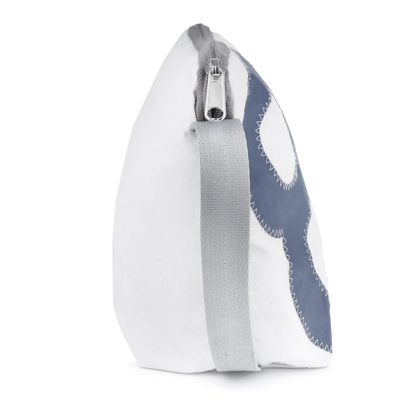 360Grad Brise maritime Kulturtasche - aus recyceltem Segeltuch - weiß / grau