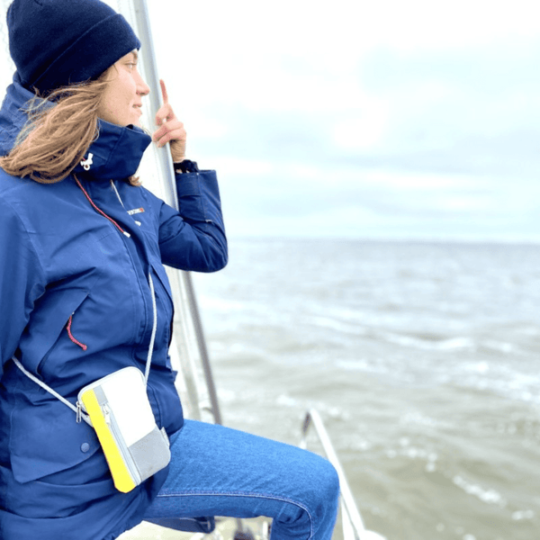 360Grad Nautik Lütt maritime Handytasche - aus recyceltem Segeltuch - rot / blau