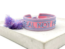 Laden Sie das Bild in den Galerie-Viewer, Statement Armband - BE REAL NOT PERFEKT
